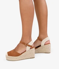 Sale Bosanova Alpargatas marrones con pulsera y suela de esparto