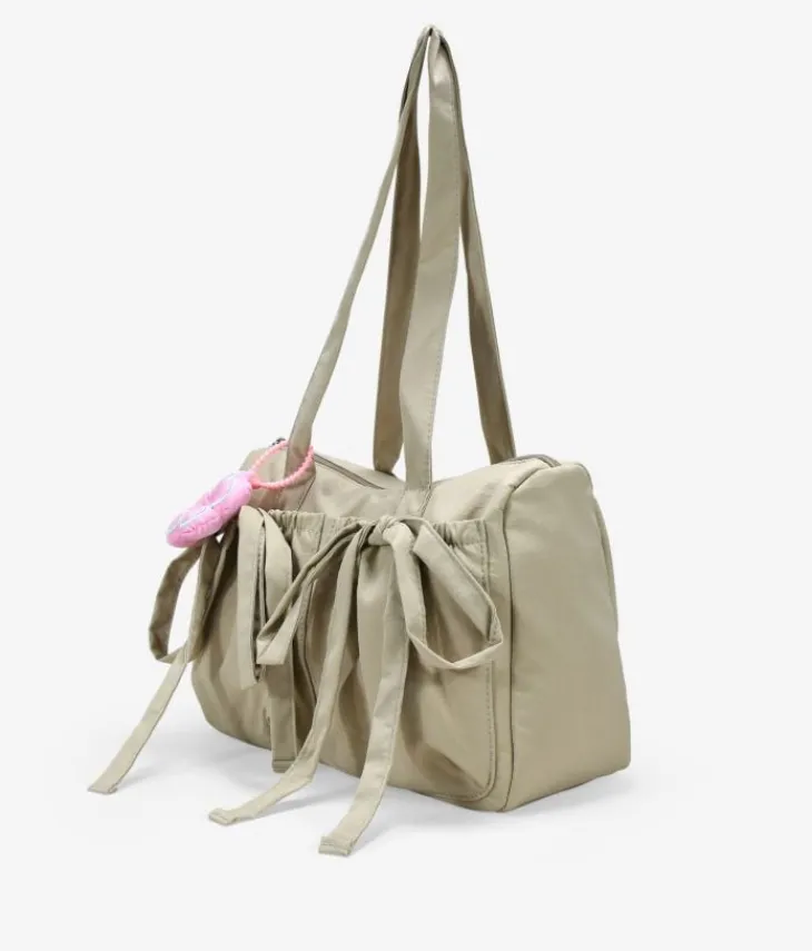 Best Bosanova Bolso de hombro beige en nailon con charms
