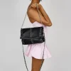 Hot Bosanova Bolso de hombro negro con solapa y tachuelas