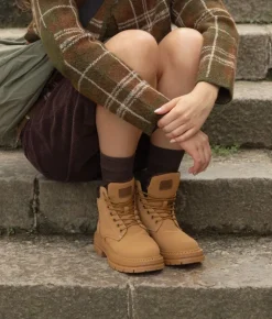 Outlet Bosanova Botines militares camel con cordones y plataforma