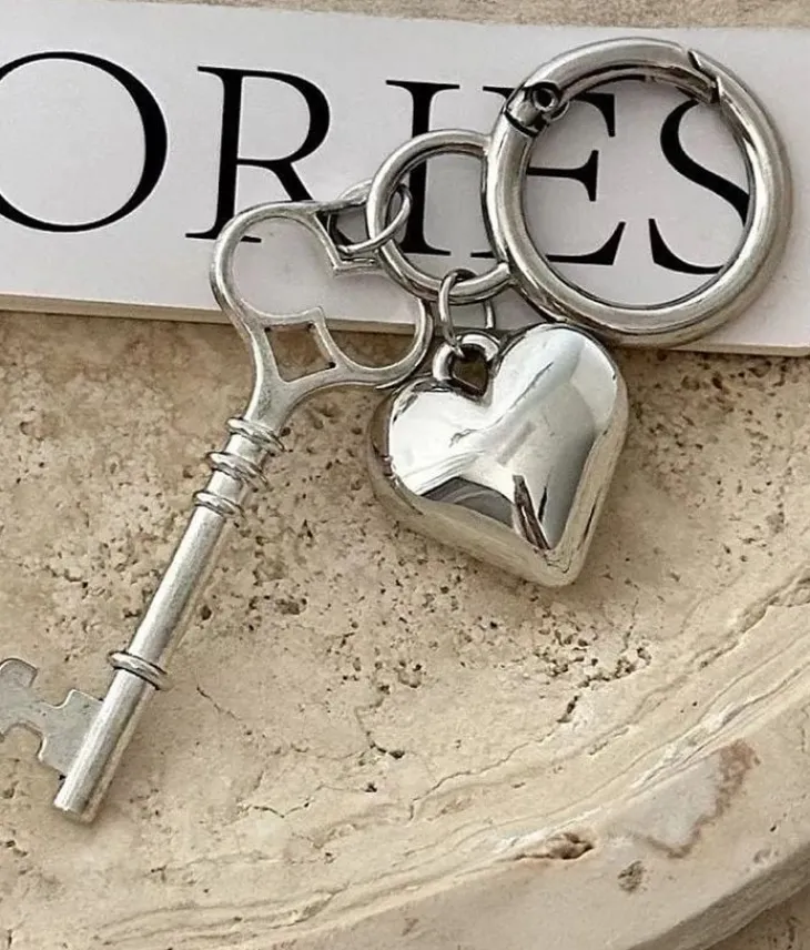 Outlet Bosanova Llavero plateado llave y corazón