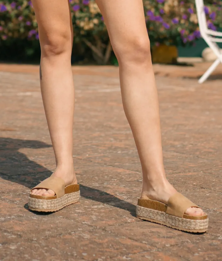 Clearance Bosanova Sandalias de plataforma marrones con suela de esparto bicolor
