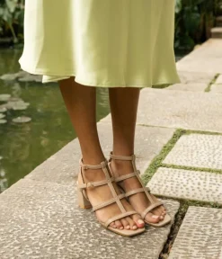 Sale Bosanova Sandalias de tacón beige con tiras y hebilla
