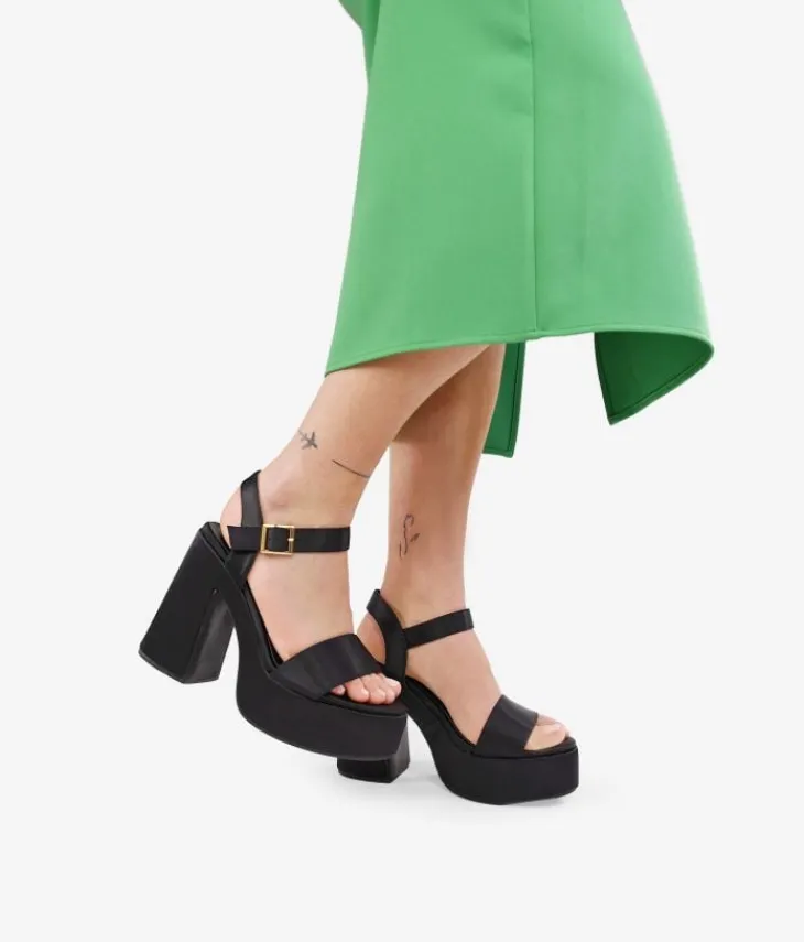 Clearance Bosanova Sandalias de tacón XXL negras con plataforma