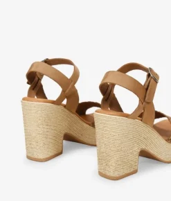 Best Bosanova Sandalias marrones en piel con tacón