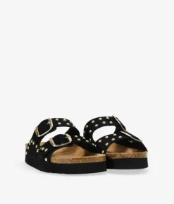Outlet Bosanova Sandalias negras en piel con hebillas y tachas metálicas
